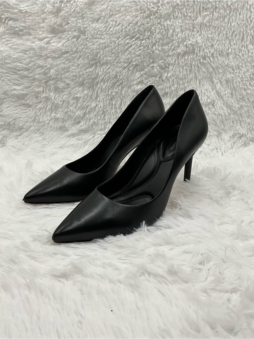 ANTONIO MELANI Pumps Size 8.5 Black Pointed-Toe Stiletto Pumps